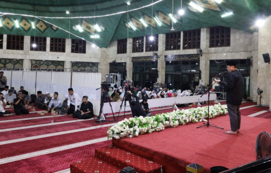 kegiatan malam Nuzulul Qur’an dalam Rangka Peringatan Bulan Suci Ramadhan tahun 1446 H/ 2025 M Bertempat di Masjid Agung Sultan Sulaiman.