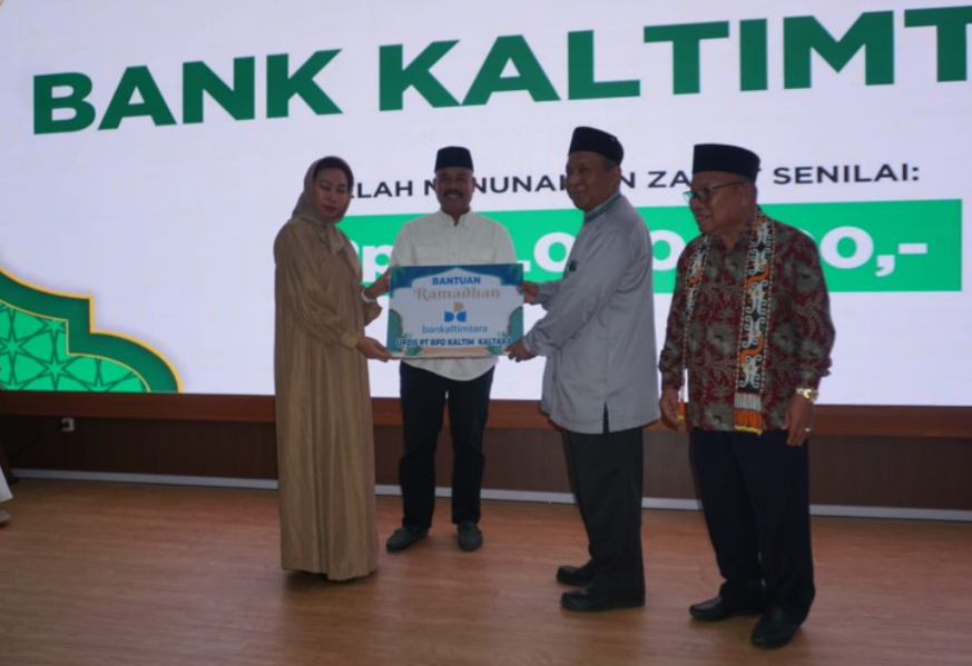 Bupati Kutai Kartanegara (Kukar) Edi Damansyah membuka Kukar Berzakat Tahun 2025.