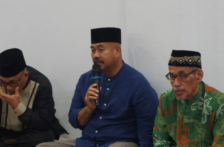 Bupati Kutai Kartanegara (Kukar) Edi Damansyah meresmikan Kantor Camat Samboja yang ditandai dengan pengguntingan pita dan juga Penandatanganan prasasti peresmian.