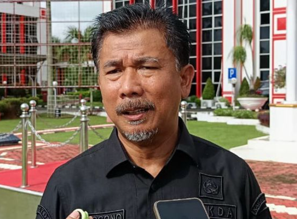 Sekda Kukar, Sunggono.