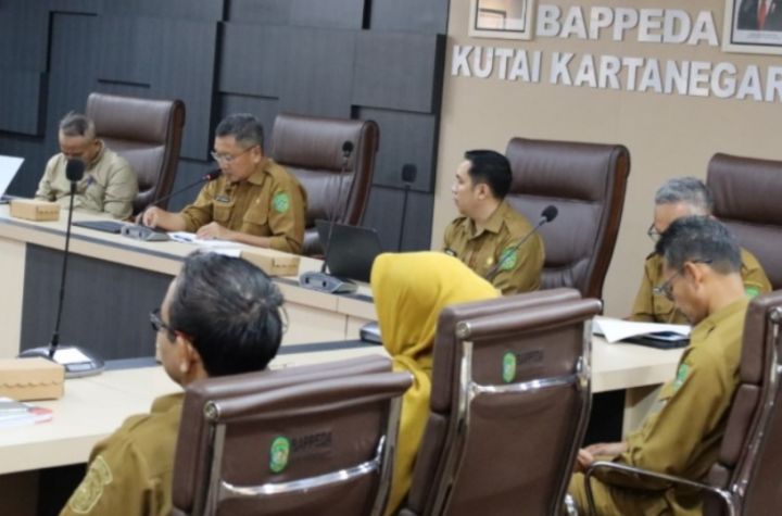 Asisten III Administrasi Umum Sekretariat Daerah Kabupaten Kutai Kartanegara (Kukar), Dafip Haryanto, membuka kegiatan Musyawarah Perencanaan Pembangunan (Musrenbang) Tematik.