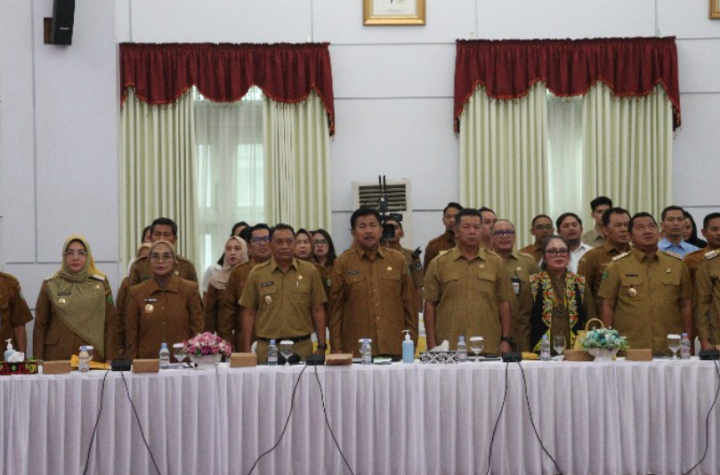 Sekda Kukar, Sunggono menghadiri Musyawarah Rencana Pembangunan (Musrenbang) untuk penyusunan RPJMD dan RKPD Provinsi Kalimantan Timur di Pendopo Gubernur Kaltim Odah Etam.