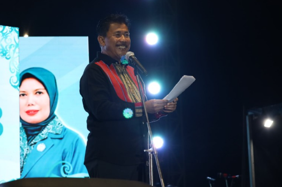 Sekretaris Daerah (Sekda) Kabupaten Kutai Kartanegara (Kukar), Sunggono, secara resmi membuka peringatan Hari Kesatuan Gerak (HKG) ke-53 Pemberdayaan Kesejahteraan Keluarga (PKK) Kukar di Kecamatan Muara Badak.