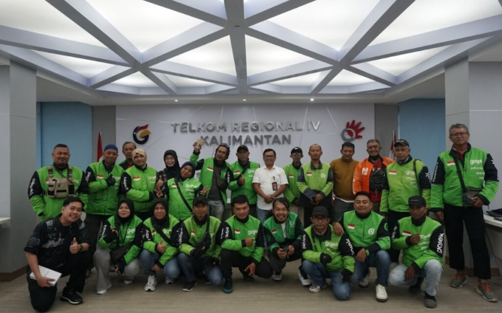 Indibiz Borneo Kenalkan Program Sobiz Affiliate kepada Komunitas Ojol WARMOB Balikpapan. (Dok. Indibiz)